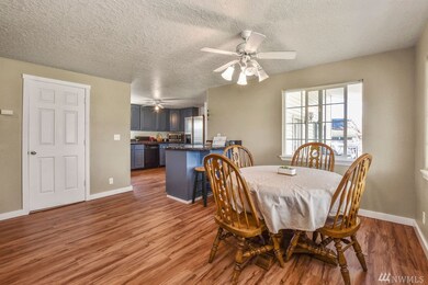 3717 Oak St, Longview, WA 98632 - photo 5