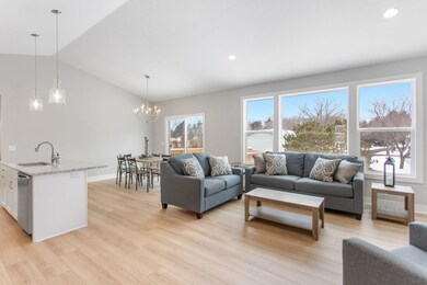 6-web-or-mls-6169 Lake Wind Ave-6