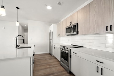 10 Somerset Ave unit 407, Winthrop, MA 02152 - photo 4