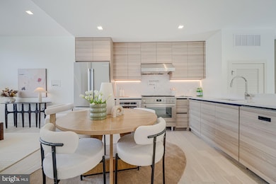 2905 Newark St NW, Washington, DC 20008 - photo 7