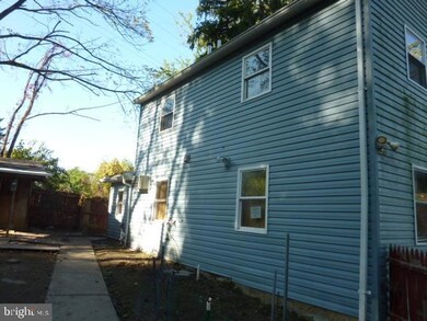 3320 S 7th St, Emmaus, PA 18049 - photo 5