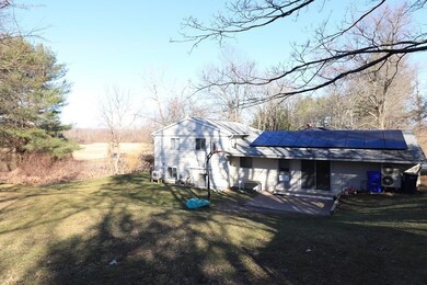 26 Valley Ln, Amherst, MA 01002 - photo 7