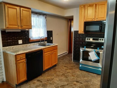 251 Oak Ln, Cresco, PA 18326 - photo 5