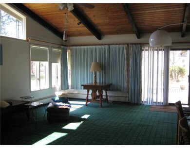 Den/Family/Great Room.