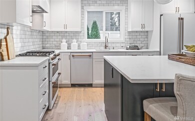 7415 85th Ave SE, Mercer Island, WA 98040 - photo 6