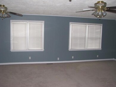 104 Richdale Ln, Shelbyville, TN 37160 - photo 4