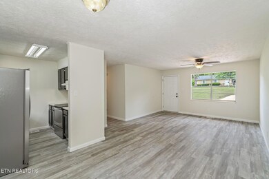 12-web-or-mls-3708 Vienna Drive-13
