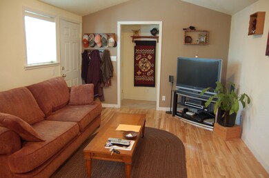 945 West St, Redding, CA 96001 - photo 2