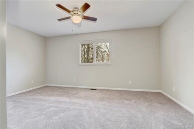 847 Coventry Ln, Statesville, NC 28677 - photo 7