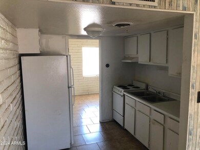 Granada Kitchen