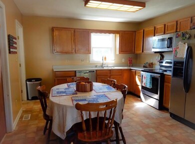 1026 Ravenwood Dr, Lawrenceburg, KY 40342 - photo 5