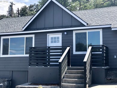 716 E 15th St, the Dalles, OR 97058 - photo 3