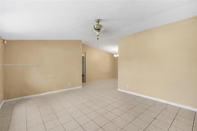 100 Park Rd N unit 2, Royal Palm Beach, FL 33411 - photo 5