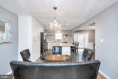 7124 Branchwood Dr, Clinton, MD 20735 - photo 6