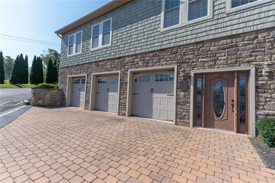 683 Easton Rd unit A-C, Riegelsville, PA 18077 - photo 3