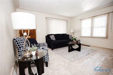 2252 Georgetown Ave, Toledo, OH 43613 - photo 6