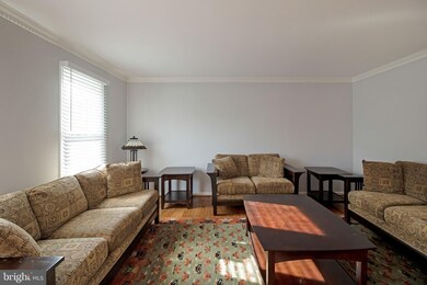 11513 Evelake Ct, Gaithersburg, MD 20878 - photo 6