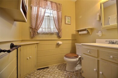 86 Castle Hill Rd, Pawcatuck, CT 06379 - photo 6