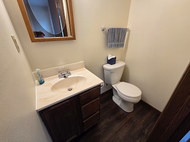 526 Central St, Oshkosh, WI 54901 - photo 6