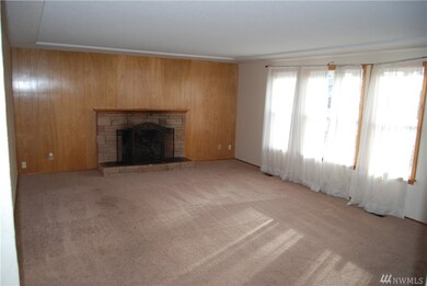 7917 35th St W, University Place, WA 98466 - photo 6