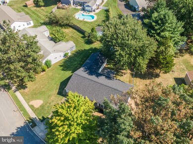 3012 Kimberly Dr, Norristown, PA 19401 - photo 3