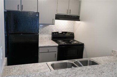 5858 Century Oaks Dr unit G, Fayetteville, NC 28314 - photo 6