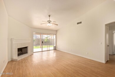 6527 E Fox St, Mesa, AZ 85205 - photo 5