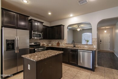 14245 Desert Sky Dr, Horizon City, TX 79928 - photo 7