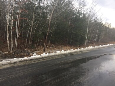 102 Lindberg Ave, Methuen, MA 01844 - photo 2