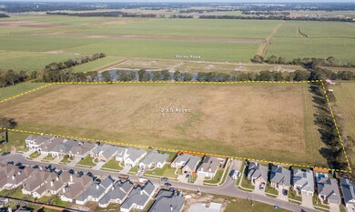 4802 Decon Rd, Youngsville, LA 70592 - photo 2