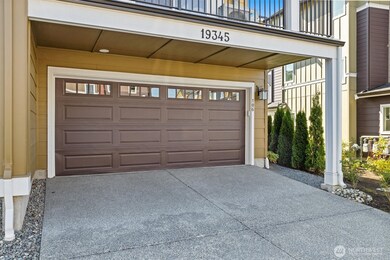 19345 NE 69th Cir unit 106, Redmond, WA 98052 - photo 2