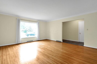 8-web-or-mls-2705-scottwood-rd