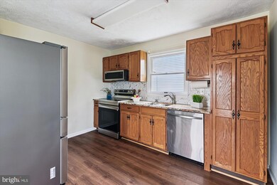 17 Greenknoll Blvd, Hanover, MD 21076 - photo 5