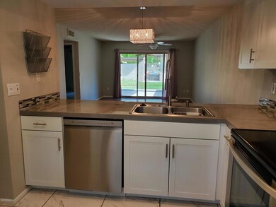 7720 E Desert Flower Ave unit 50, Mesa, AZ 85208 - photo 4