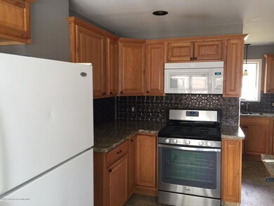 211 Church St, Taylor, PA 18517 - photo 7