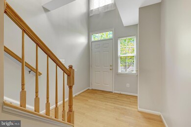 2579 James Madison Cir, Herndon, VA 20171 - photo 5