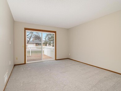 423 Whispering River Ln, Farmington, MN 55024 - photo 3