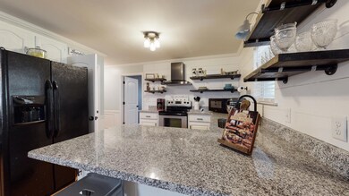 3 Gala Dr Oglethorpe GA 30742-9
