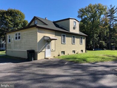 1094 Lexington Dr, Woodbury, NJ 08096 - photo 3