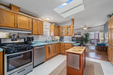 22710 S Ravisloe Ln, Frankfort, IL 60423 - photo 2