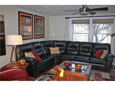Living Room. Spacious living room with ceiling fan