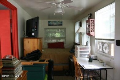 121 Shepherds Corner Rd, Dingmans Ferry, PA 18328 - photo 7