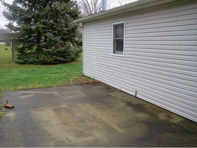 9201 N Spades Rd, Sunman, IN 47041 - photo 3