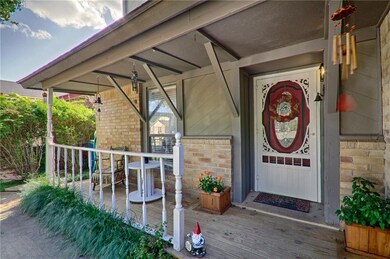 821 Lapwing Rd, Edmond, OK 73003 - photo 2