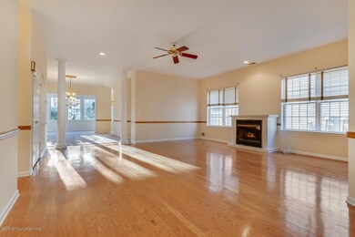 40 Cypress Point Ln Jackson NJ-large-008