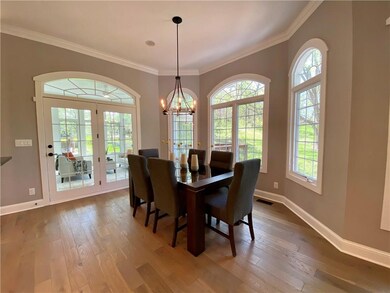 Dining off the kitchen