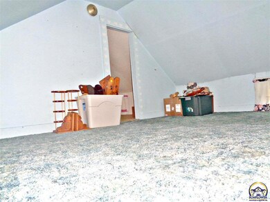 2300 W 1st Ave, Topeka, KS 66606 - photo 6