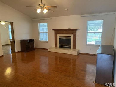 629 Christopher Ln, New Baden, IL 62265 - photo 2