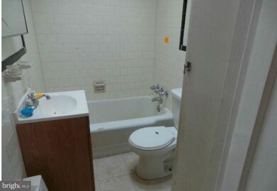 1010 Ellicott Dr, Baltimore, MD 21216 - photo 5