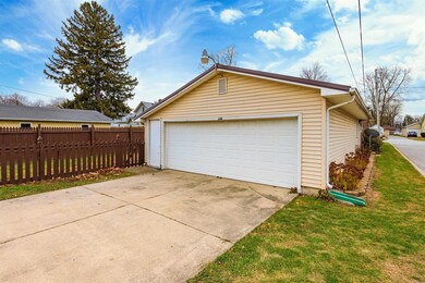 346 W 15th St, Auburn, IN 46706 - photo 3